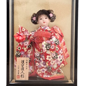 “Guardian Doll of Blessing – Red Kimono Edition” Handcrafted by Master Hideshige, Traditional Japanese Doll Artisan(Pre-Owned)